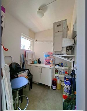 Image 27 - 894443