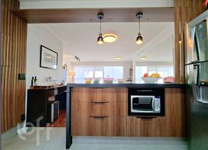 Image 22 - 894443