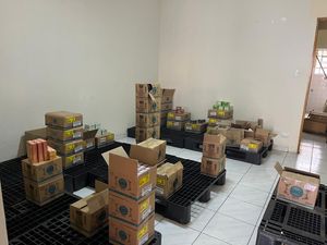 Image 1 - 894445