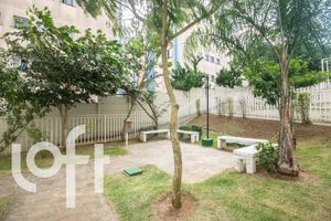 Image 7 - 894452