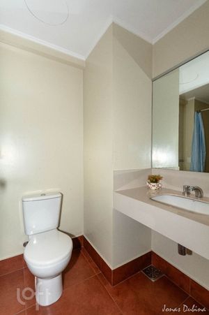 Image 21 - 894465