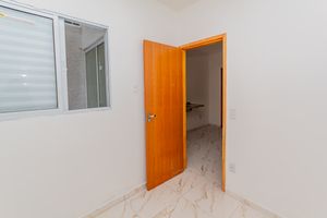 Image 9 - 894479