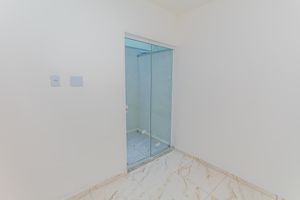 Image 4 - 894479