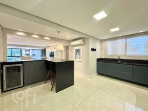 Image 28 - 894486