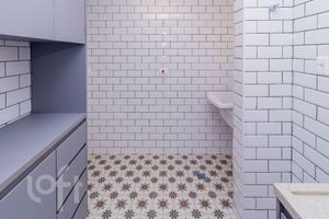 Image 15 - 894492
