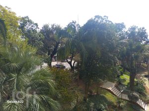 Image 10 - 894494
