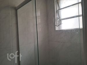 Image 7 - 894512