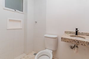 Image 14 - 894515