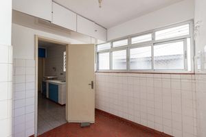 Image 27 - 894516