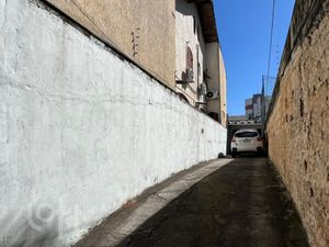 Image 29 - 894517
