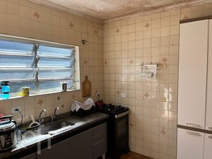 Image 4 - 894517