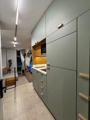 Image 23 - 894518