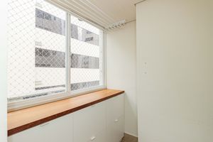 Image 34 - 894526