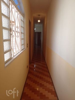 Image 19 - 894528