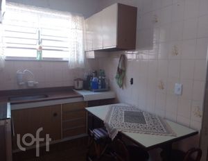 Image 9 - 894528
