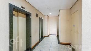 Image 32 - 894537