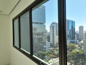 Image 6 - 894538