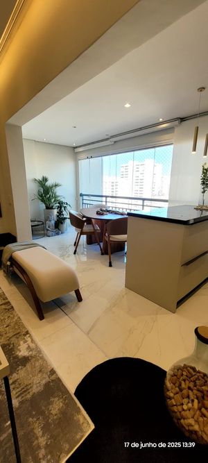 Image 3 - 894549