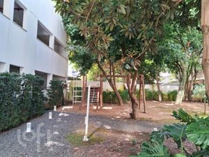 Image 8 - 894550