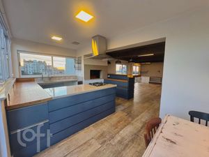 Image 70 - 894563