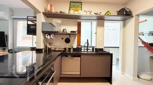 Image 17 - 894565