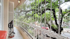 Image 9 - 894565