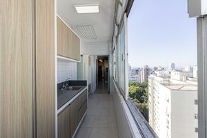 Image 43 - 894602