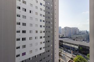 Image 9 - 894629