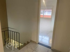 Image 21 - 894639
