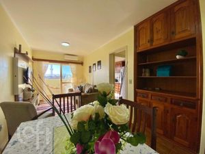 Image 7 - 894640
