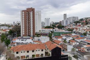 Image 17 - 894646