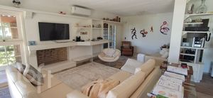 Image 31 - 894657