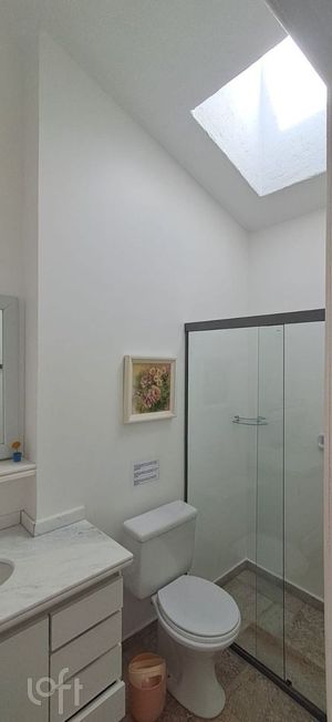 Image 19 - 894657