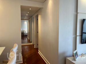 Image 5 - 894660