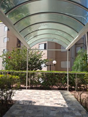 Image 10 - 894666