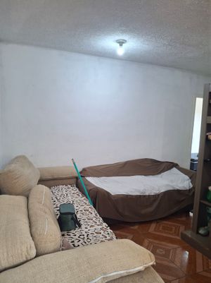 Image 3 - 894666