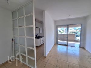 Image 18 - 894669