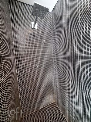 Image 8 - 894669