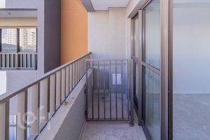 Image 13 - 894672