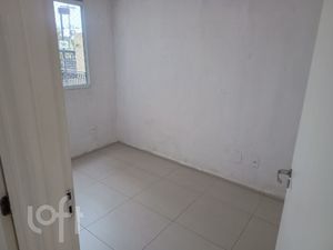 Image 10 - 894673