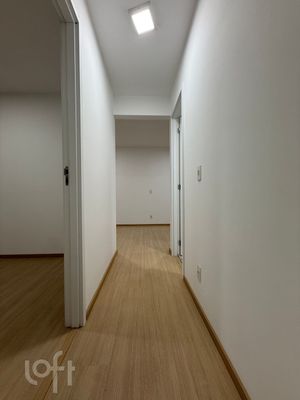 Image 10 - 894676