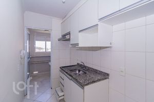 Image 17 - 894677