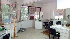 Image 7 - 894683