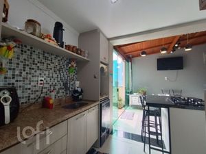 Image 19 - 894695