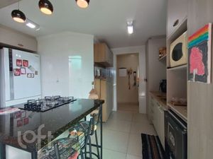 Image 29 - 894695