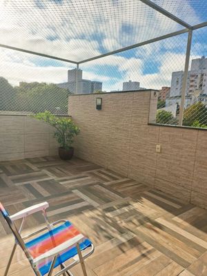 Image 7 - 894695