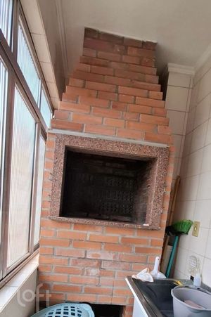 Image 5 - 894698