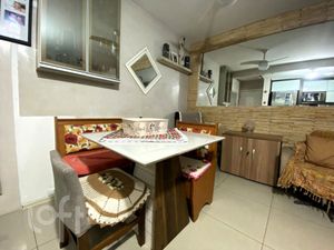 Image 4 - 894745
