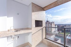 Image 7 - 894747