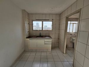Image 4 - 894764